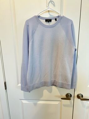 Vince wool unisex lavender color long sleeve light weight sweater